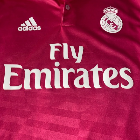 Pink Real Madrid Jersey - Picture 2 of 6